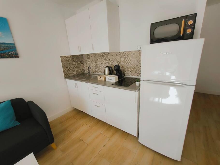 Yinfa 2 Sunset Apartment Tamaimo Luaran gambar
